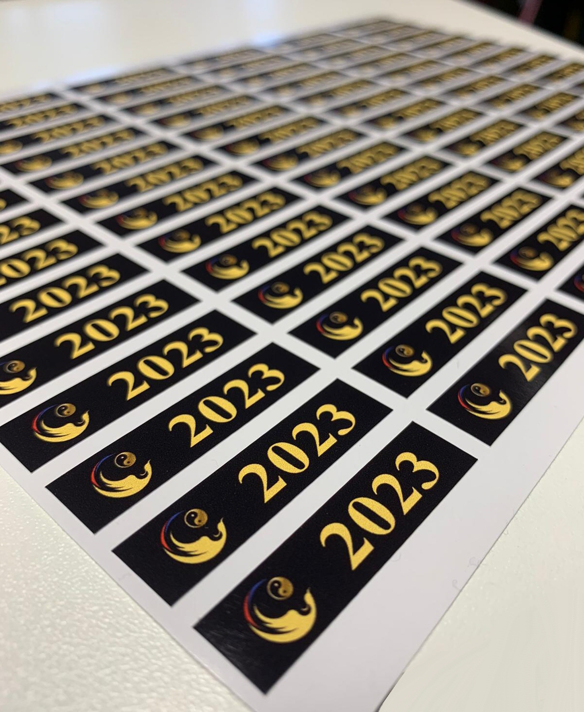 Jahresmarken mit eigenem Logo